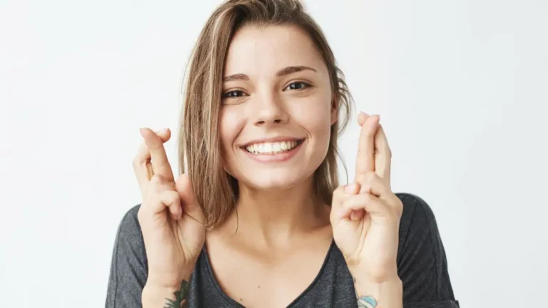 Como fica o sorriso depois do implante dental
